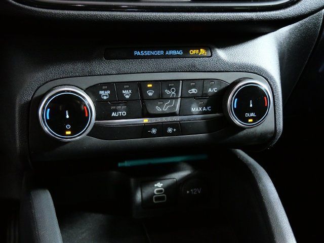 Certified 2025 Ford Escape ST-Line AWD/4WD image 19