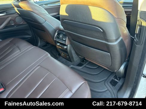 Used 2015 BMW X5 xDrive35d image 50