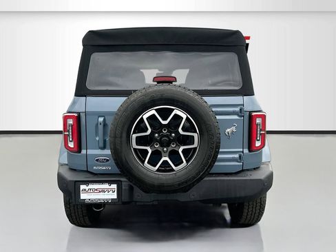 Used 2025 Ford Bronco Outer Banks AWD/4WD image 6