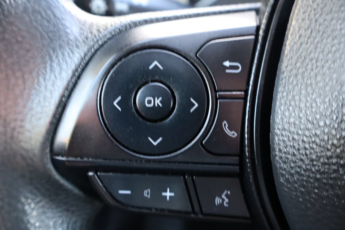 Used 2023 Toyota Corolla LE FWD image 29