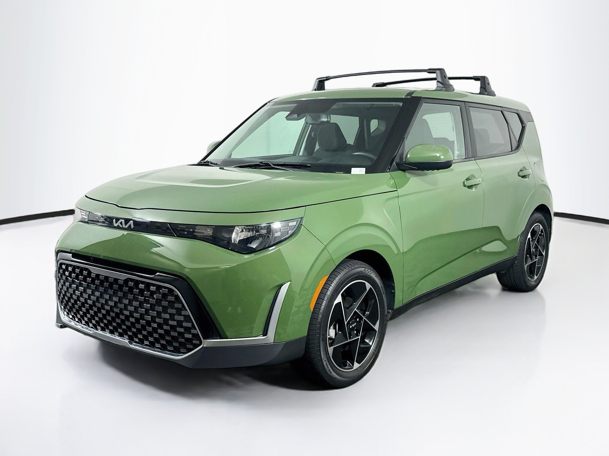 Used 2023 Kia Soul EX FWD image 3