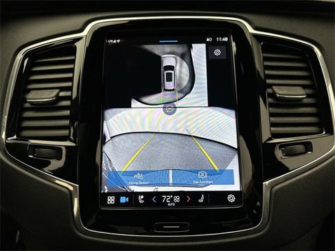 Certified 2024 Volvo XC90 T8 Ultimate w/ Protection Package Premier image 17