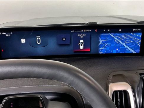 Certified 2025 Ford Expedition Active AWD/4WD image 16