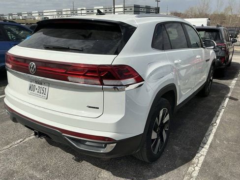 Used 2025 Volkswagen Atlas Cross Sport SE image 5