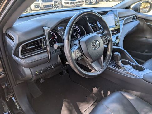 Used 2024 Toyota Camry SE image 29