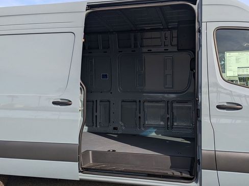 New 2025 Mercedes-Benz Sprinter 2500 image 7