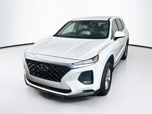 Used 2020 Hyundai Santa Fe SEL FWD image 3