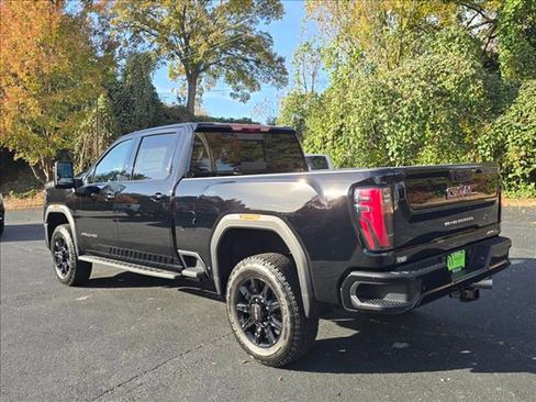 New 2026 GMC Sierra 2500 AT4 w/ AT4 Premium Plus Package image 17