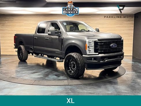 Used 2023 Ford F250 XL image 1