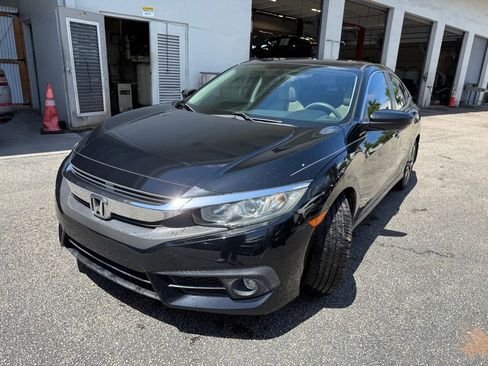 Used 2016 Honda Civic EX-T image 3
