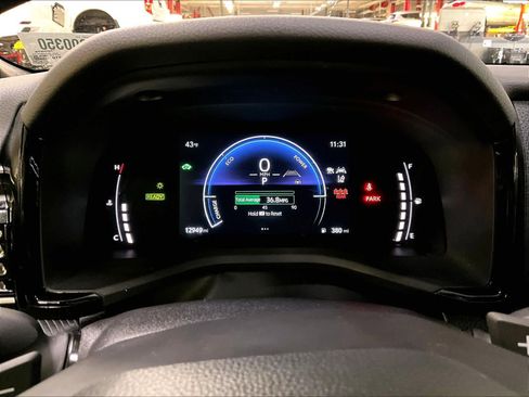 Used 2026 Toyota Camry SE image 25