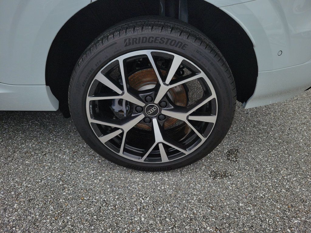 Certified 2026 Audi Q3 quattro 2.0T AWD/4WD image 28