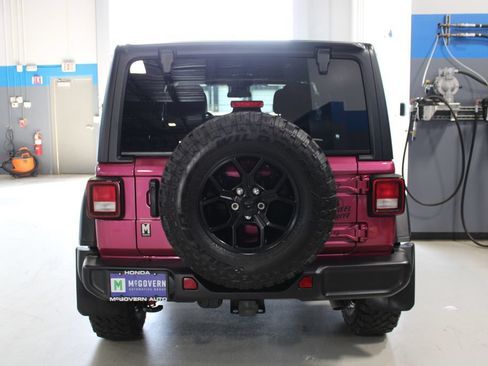 Used 2024 Jeep Wrangler Unlimited Sport AWD/4WD image 23