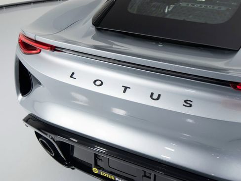 Used 2025 Lotus Emira image 42