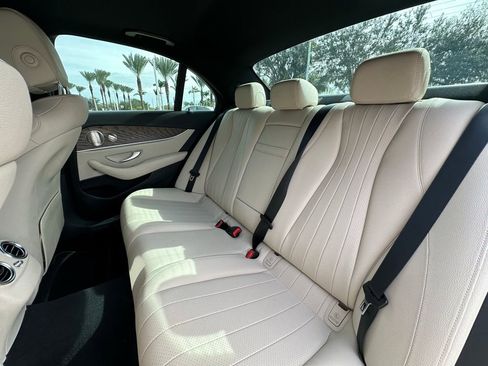 Used 2022 Mercedes-Benz E 350 Sedan image 33