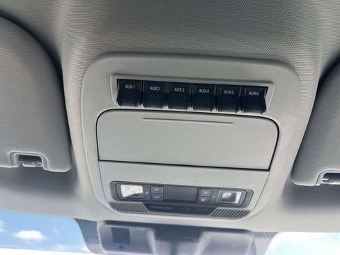 Used 2024 Ford F250 XL w/ STX Appearance Package AWD/4WD image 33