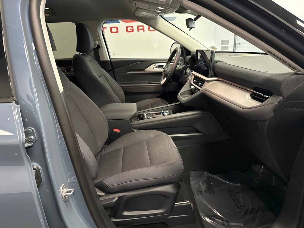 New 2026 Ford Explorer Active AWD/4WD image 42