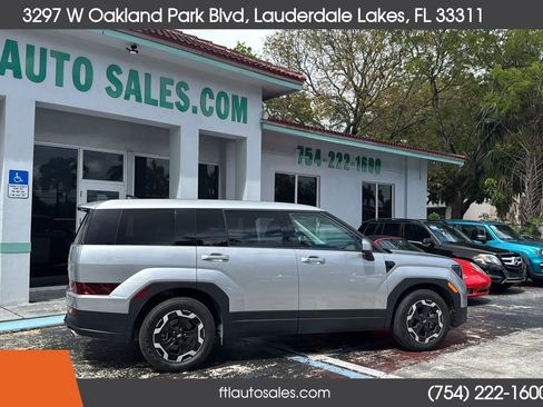 Used 2025 Hyundai Santa Fe SE image 9