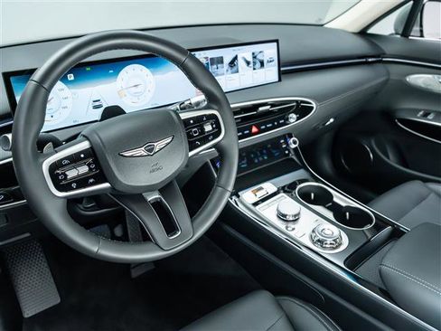 Used 2026 Genesis GV70 2.5T image 11