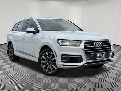 Used 2017 Audi Q7 3.0T Prestige AWD/4WD image 4