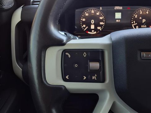 Used 2020 Land Rover Defender 110 S image 16