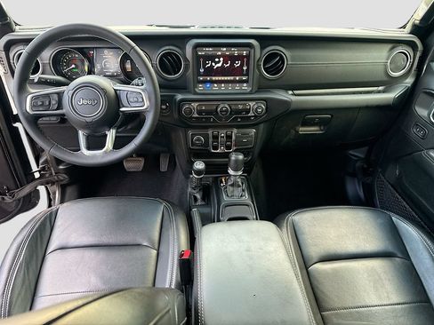 Used 2023 Jeep Wrangler Unlimited Sahara AWD/4WD image 25