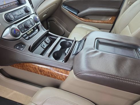 Used 2015 Chevrolet Suburban LTZ AWD/4WD image 10