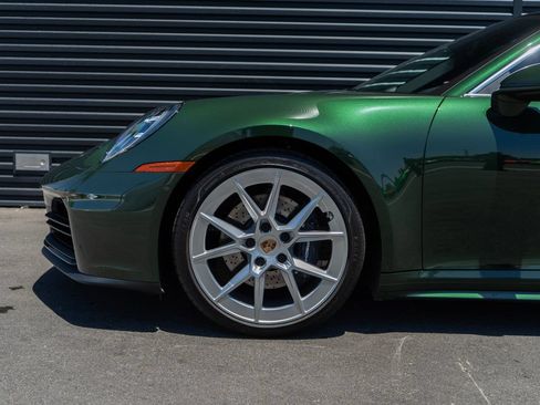 Used 2026 Porsche 911 Carrera RWD image 12