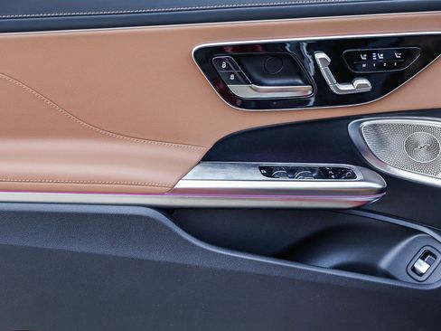 New 2026 Mercedes-Benz CLE 450 4MATIC Cabriolet image 17