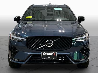 New 2026 Volvo XC60 B5 Plus w/ Protection Package Premier