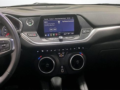 Used 2021 Chevrolet Blazer LT image 9