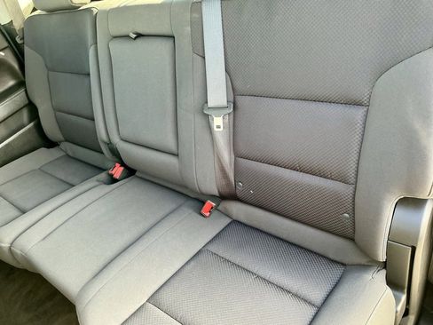 Used 2018 Chevrolet Silverado 1500 LT w/ All Star Edition image 29