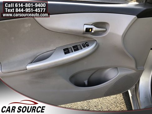 Used 2011 Toyota Corolla LE image 12