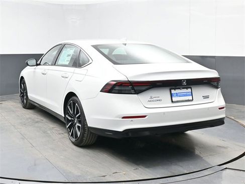 New 2025 Honda Accord Touring image 7