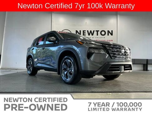 Used 2025 Nissan Rogue SV FWD image 23