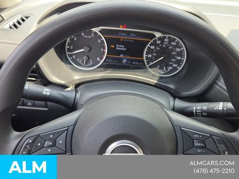 Used 2024 Nissan Sentra SV FWD image 21