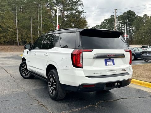 Used 2021 GMC Yukon AT4 w/ AT4 Premium Package image 6