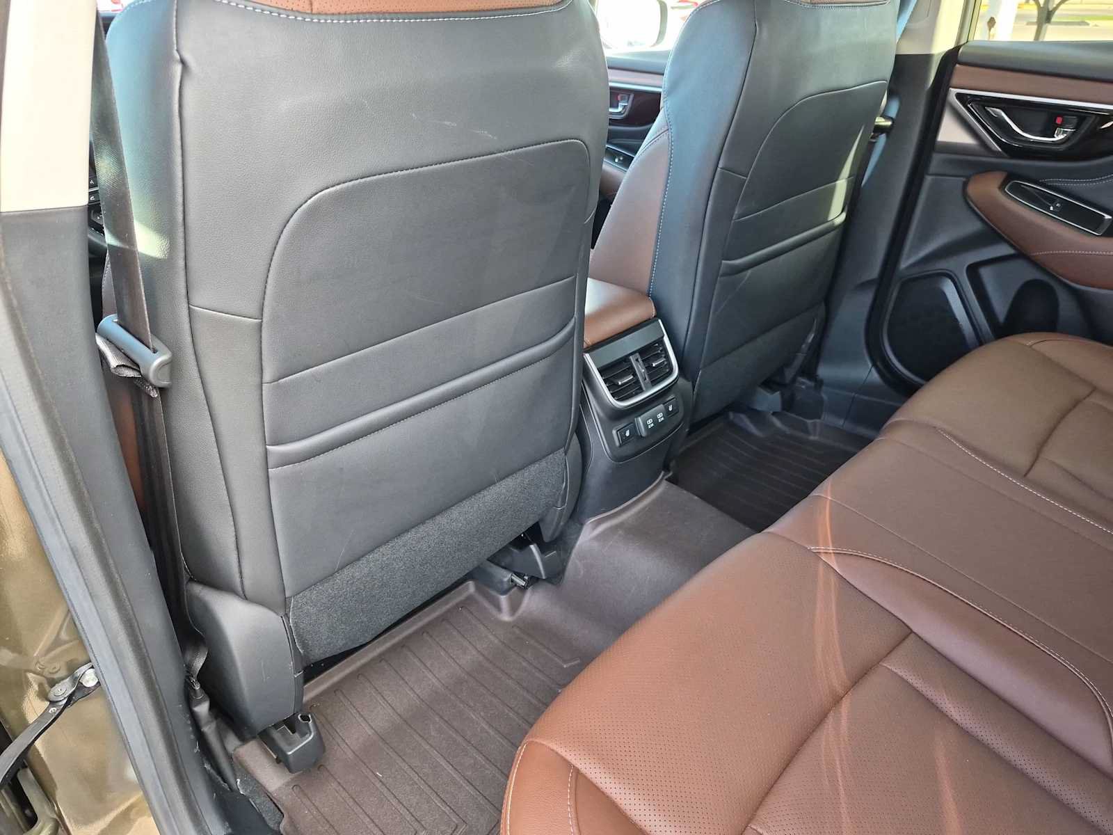 Used 2020 Subaru Outback Touring w/ Popular Package #2 AWD/4WD image 18