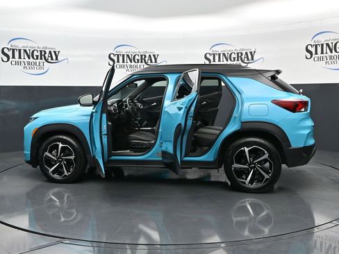 Used 2021 Chevrolet TrailBlazer RS w/ Convenience Package FWD image 37