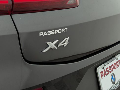 Used 2023 BMW X4 xDrive30i w/ Premium Package AWD/4WD image 11
