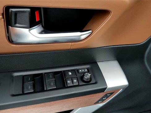 Used 2025 Toyota Tundra 1794 Edition image 33