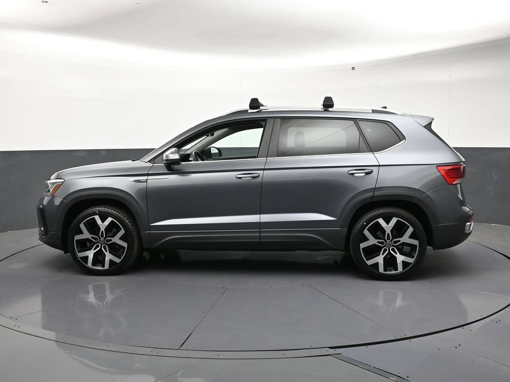 Used 2023 Volkswagen Taos SEL AWD/4WD image 2