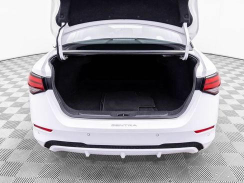 Used 2020 Nissan Sentra SV image 26