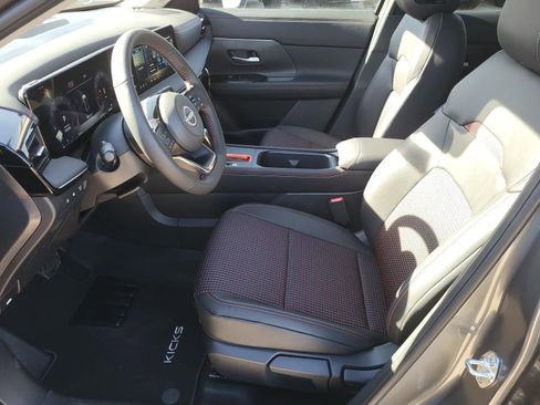 New 2026 Nissan Kicks SR image 21