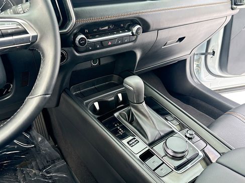 Certified 2025 MAZDA CX-50 2.5 Hybrid w/ Premium Plus Pkg image 11