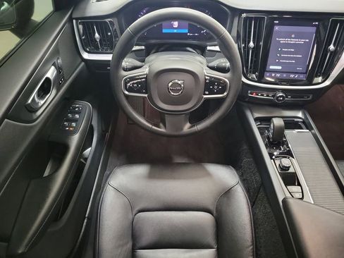 Certified 2024 Volvo S60 B5 Core image 16