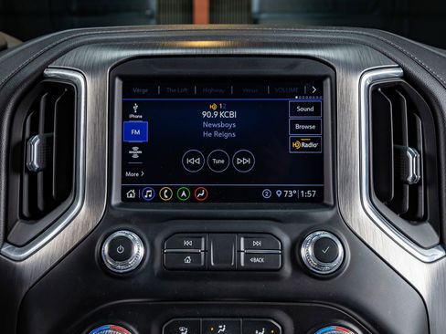 Used 2020 GMC Sierra 3500 Denali w/ Denali Ultimate Package image 24