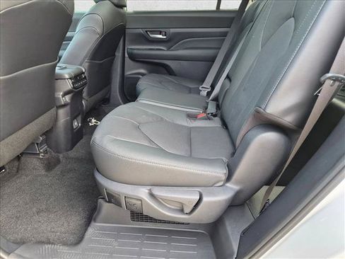 New 2026 Toyota Grand Highlander AWD Hybrid image 14