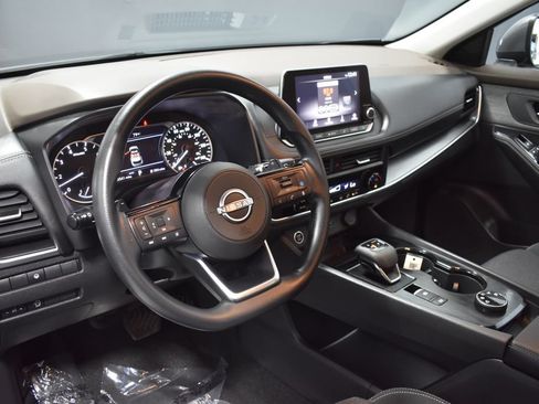 Certified 2023 Nissan Rogue SV AWD/4WD image 4