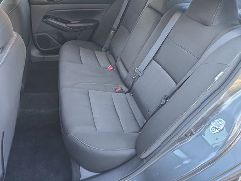 Used 2023 Nissan Altima 2.5 SV image 18